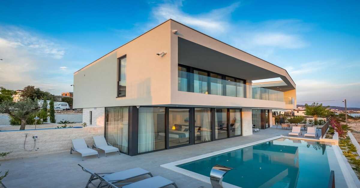 Villa at fixed Price